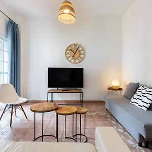 https://hsh-suites-triana.es-andalucia.com